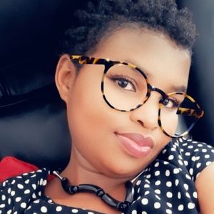 Meet your Posher, Brenda